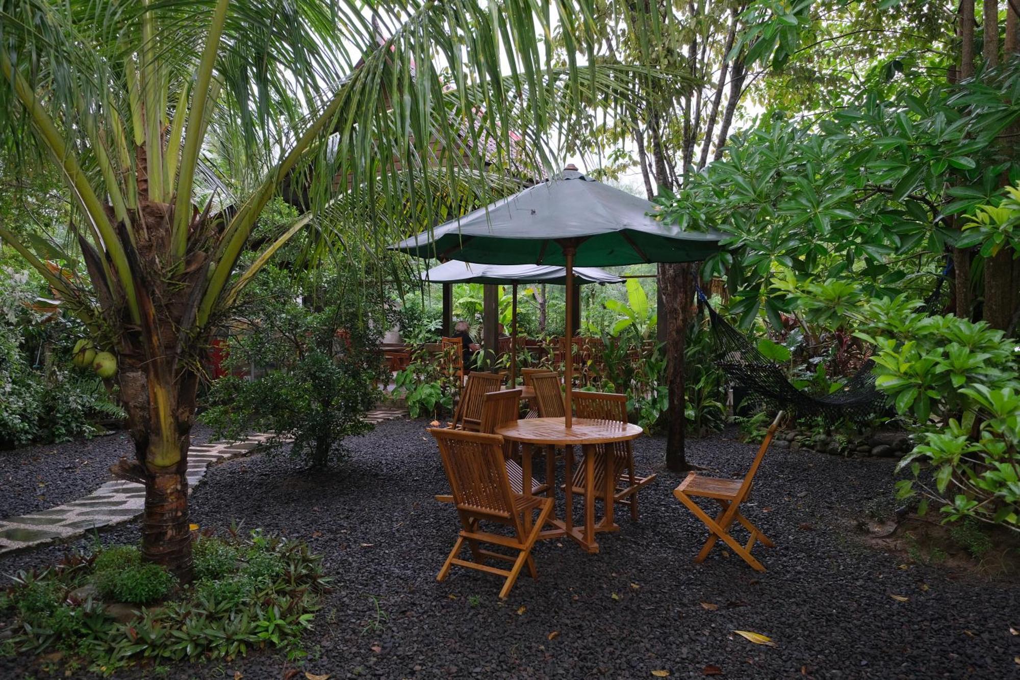 Java Turtle Lodge Meru Betiri Banyuwangi  Exteriör bild