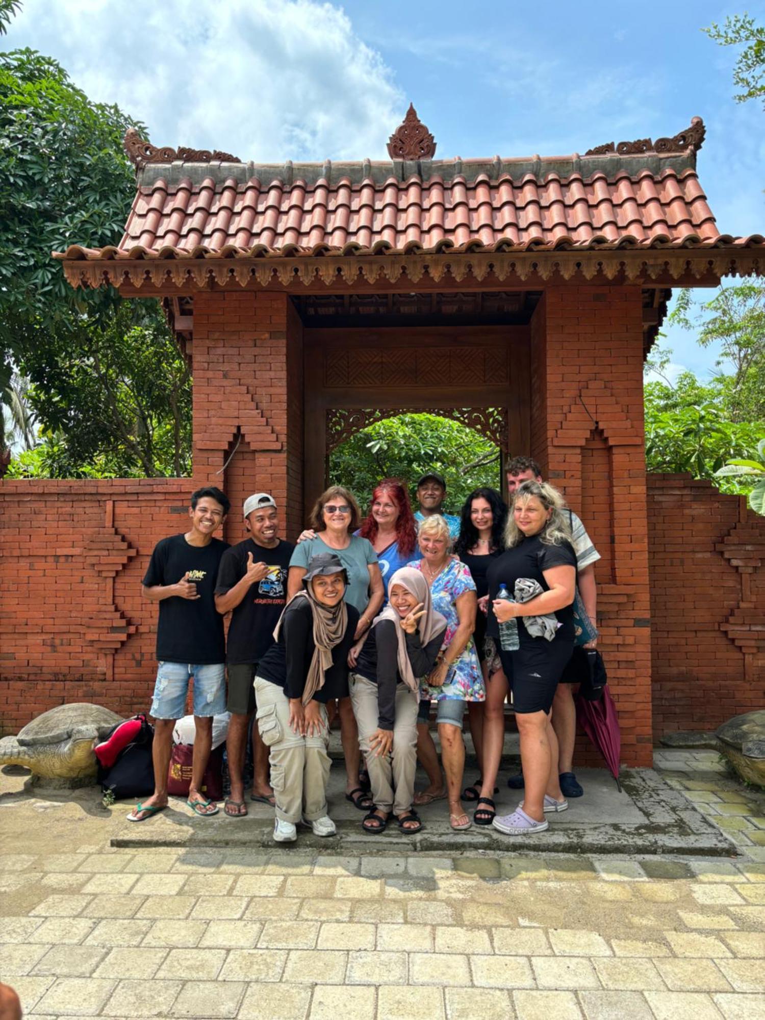 Java Turtle Lodge Meru Betiri Banyuwangi  Exteriör bild